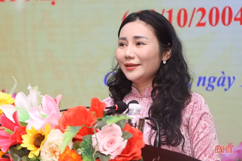 Giám đốc Khách sạn Thiên Ý Thân Thị Nghị: Đề nghị chính quyền địa phương tiếp tục mở rộng thu hút đầu tư trong lĩnh vực du lịch.