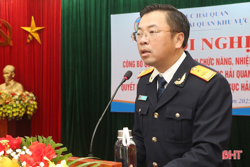 Phó Cục trưởng Cục Hải quan Trần Đức Hùng phát biểu tại hội nghị. bqbht_br_9666.jpg