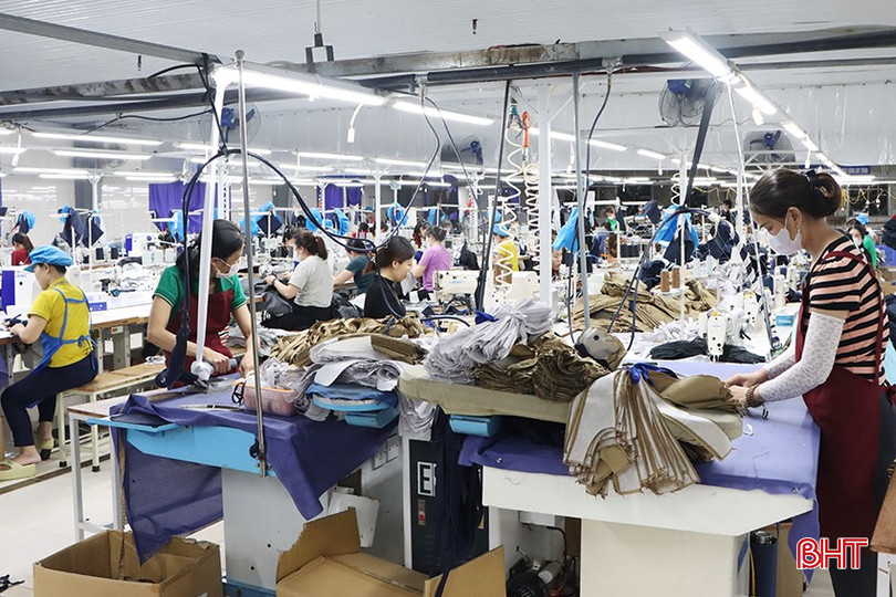 Hà Tĩnh hiện có 11 doanh nghiệp lớn trong lĩnh vực dệt may. bqbht_br_6589.jpg