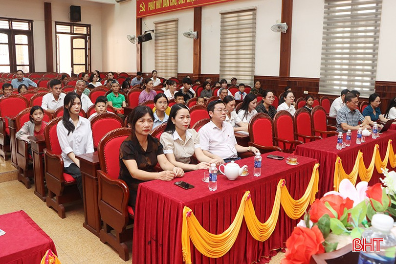 Đại biểu tham dự chương trình. bqbht_br_5.jpg