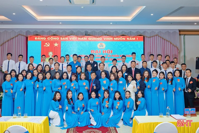 Đội ngũ nhân viên công ty. a10-5570.jpg