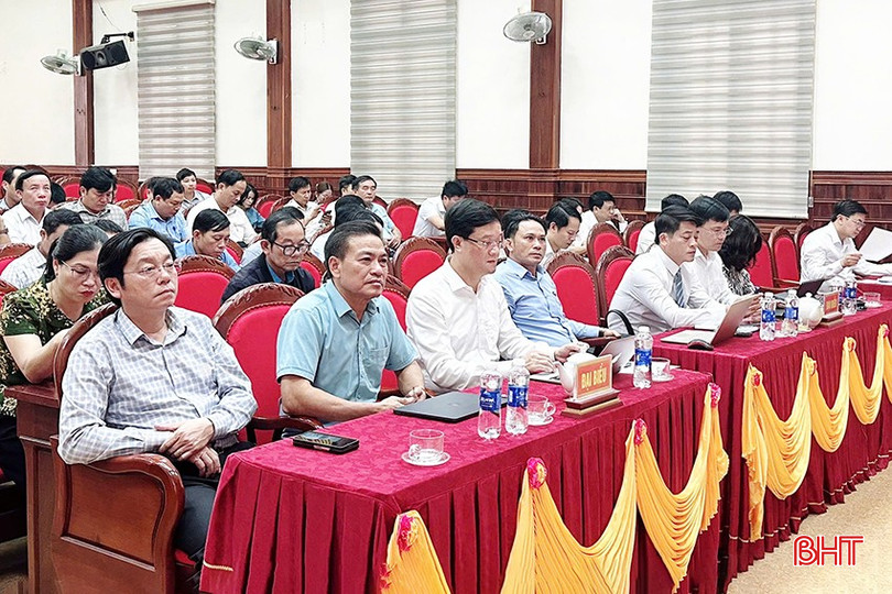 Đại biểu tham dự hội nghị bqbht_br_098io.jpg