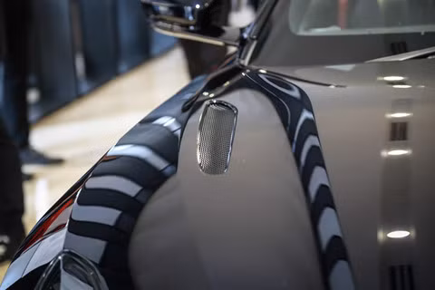 Siêu xe Aston Martin DB11 vừa ra mắt tại VN, giá 15,7 tỷ đồng