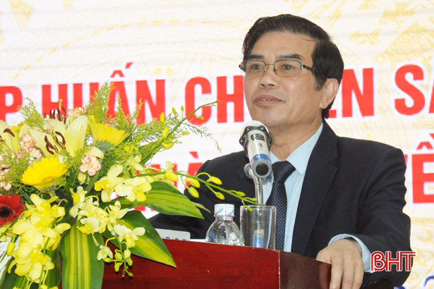 Truyền đạt 7 chuyên đề các chính sách, pháp luật về tín ngưỡng, tôn giáo