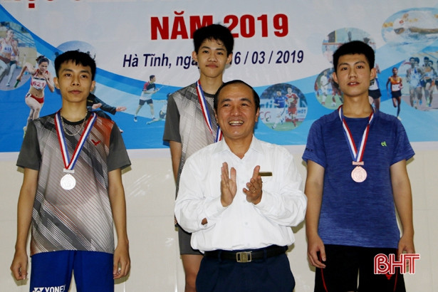 Quyết liệt tranh tài ngày đầu Đại hội Thể thao học sinh Hà Tĩnh