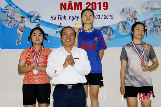 Quyết liệt tranh tài ngày đầu Đại hội Thể thao học sinh Hà Tĩnh