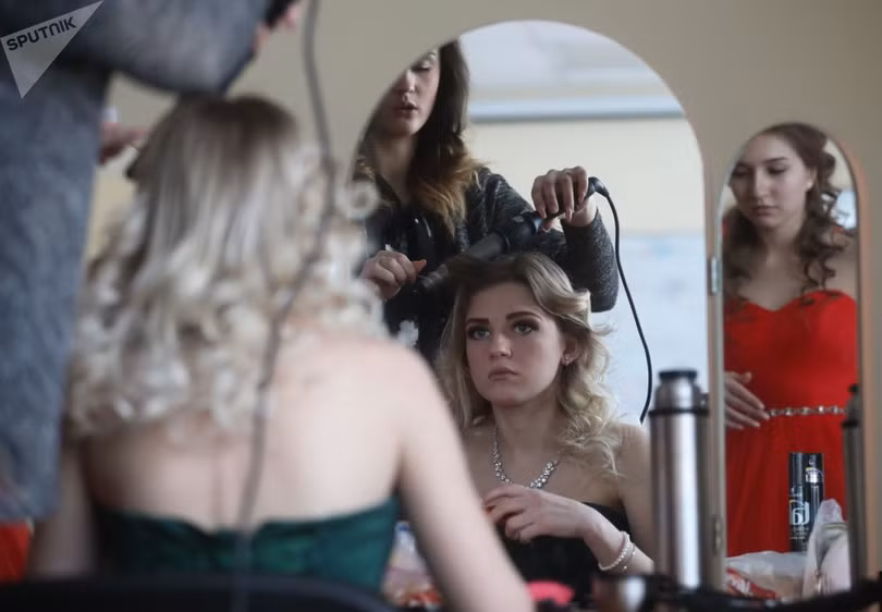 Người đẹp lực lượng Vệ binh quốc gia Nga khoe sắc