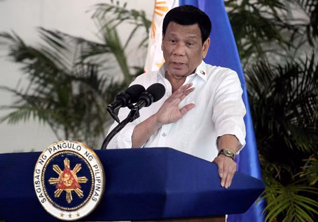 Tổng thống Philippines công khai 46 quan chức dính líu tới buôn bán ma túy