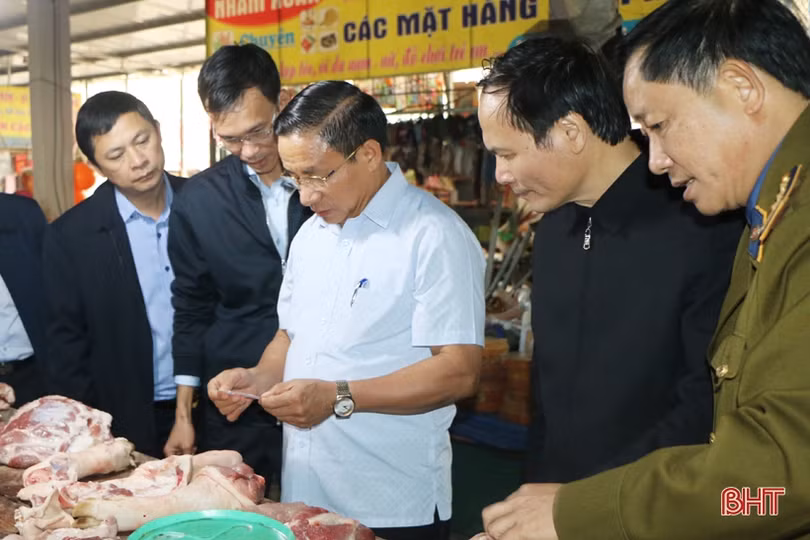 Chủ động phòng tránh dịch nhưng không bài trừ thịt lợn có nguồn gốc