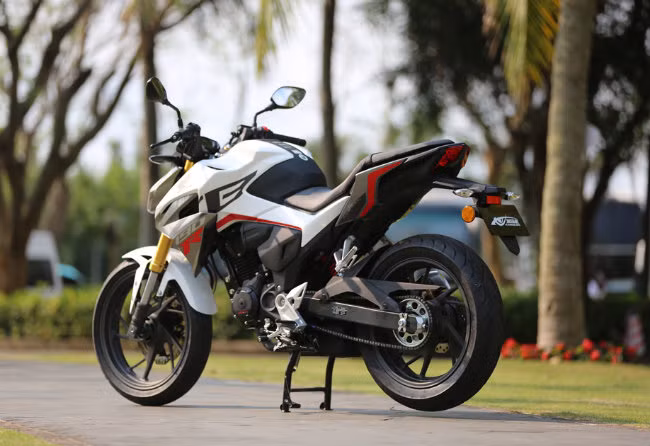 Chi tiết Honda CB190R 2019 “đốn tim” dân tập chơi mô tô