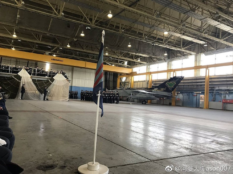 Màn chia tay bầu trời siêu hoành tráng của các chiến đấu cơ Tornado