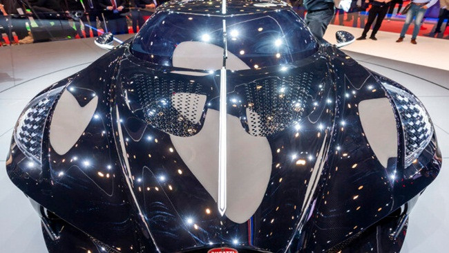 Mê đắm mẫu ô tô hơn 440 tỷ, tiền chất núi cũng không mua được