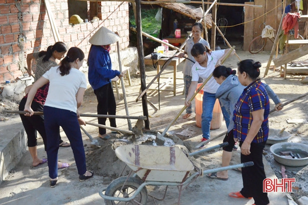 Khởi công mái ấm tình thương cho phụ nữ vùng biên ở Hương Khê