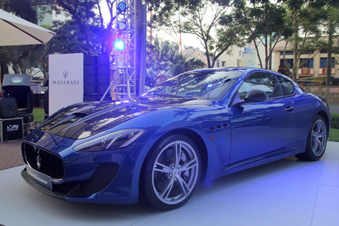 Siêu xe 15,7 tỷ Aston Martin DB11 có các đối thủ xứng tầm nào tại Việt Nam? ảnh 7 Siêu xe 15,7 tỷ Aston Martin DB11 có các đối thủ xứng tầm nào tại Việt Nam?