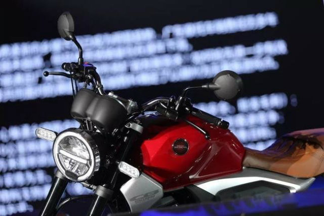 Chi tiết môtô mới 2019 Honda CB190SS “đốn tim” phái mạnh