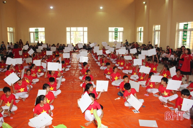 Tuyên truyền rừng ngập mặn và biến đổi khí hậu trong trường học Hà Tĩnh