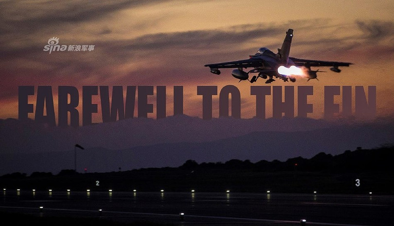 Màn chia tay bầu trời siêu hoành tráng của các chiến đấu cơ Tornado