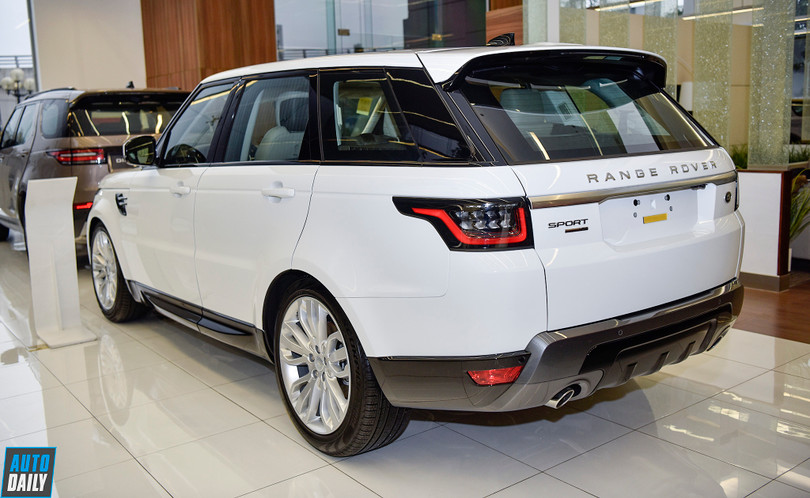 Chi tiết Range Rover Sport HSE 2019 giá 6,8 tỷ đồng