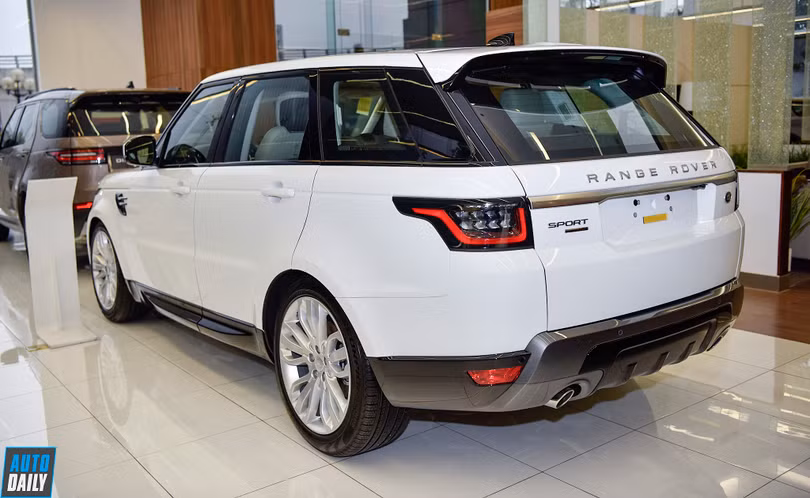 Chi tiết Range Rover Sport HSE 2019 giá 6,8 tỷ đồng