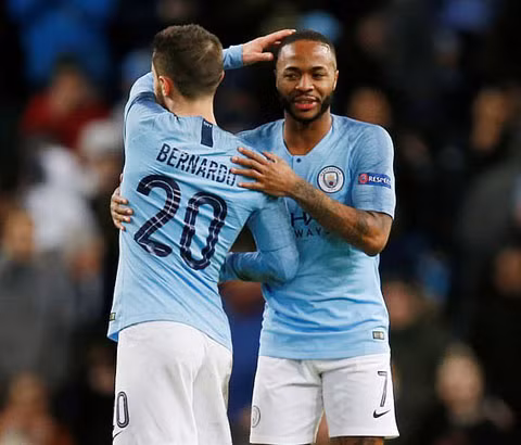 Juve ngược dòng ngoạn mục, Man City nghiền nát Schalke