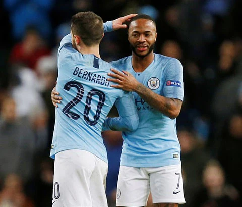 Juve ngược dòng ngoạn mục, Man City nghiền nát Schalke