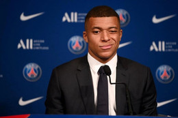 Mbappe khởi kiện PSG