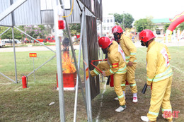 Tìm ra quán quân hội thi chữa cháy và cứu nạn, cứu hộ tỉnh Hà Tĩnh