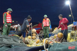 Bộ đội Biên phòng Hà Tĩnh cao điểm chung tay gỡ "thẻ vàng" IUU