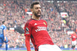 Bruno Fernandes đi vào lịch sử MU