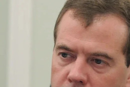 Ông Medvedev: Nga sẵn sàng trang bị vũ khí cho kẻ thù của Mỹ