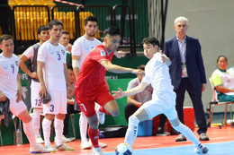 Thua tiếc nuối Uzbekistan, futsal Việt Nam đá play-off kiếm vé World Cup