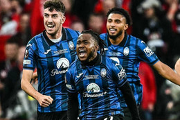 Leverkusen thảm bại ở chung kết Europa League