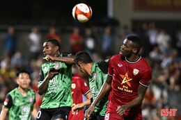 Highlight: Hồng Lĩnh Hà Tĩnh vs TP Hồ Chí Minh 2-1