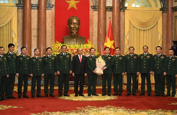 Chủ tịch nước trao quyết định bổ nhiệm Tổng Tham mưu trưởng Quân đội nhân dân Việt Nam ảnh 5 Chủ tịch nước trao quyết định bổ nhiệm Tổng Tham mưu trưởng Quân đội nhân dân Việt Nam
