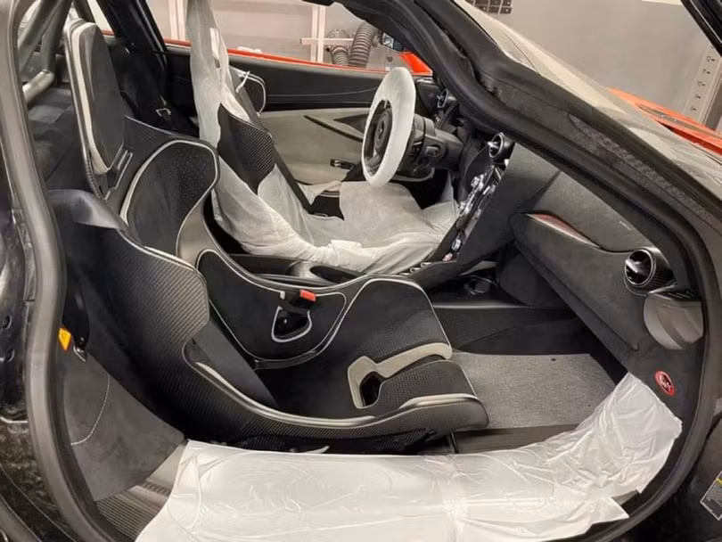 Siêu xe McLaren 765LT thứ ba cập bến Việt Nam