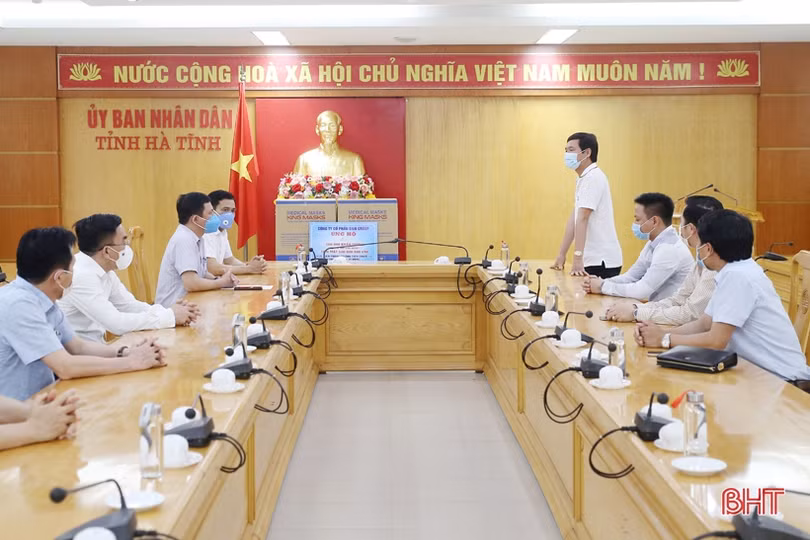 Hà Tĩnh tiếp nhận thêm 1 tỷ đồng hỗ trợ phòng, chống Covid-19 từ doanh nghiệp