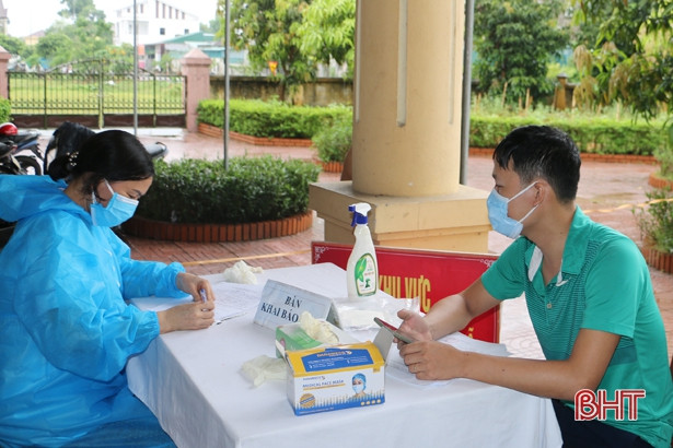 Hà Tĩnh truy vết được 147 F1 và 1.164 F2 liên quan đến 2 ca bệnh Covid-19
