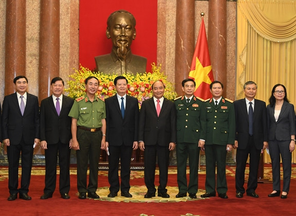 Chủ tịch nước trao quyết định bổ nhiệm Tổng Tham mưu trưởng Quân đội nhân dân Việt Nam ảnh 4 Chủ tịch nước trao quyết định bổ nhiệm Tổng Tham mưu trưởng Quân đội nhân dân Việt Nam