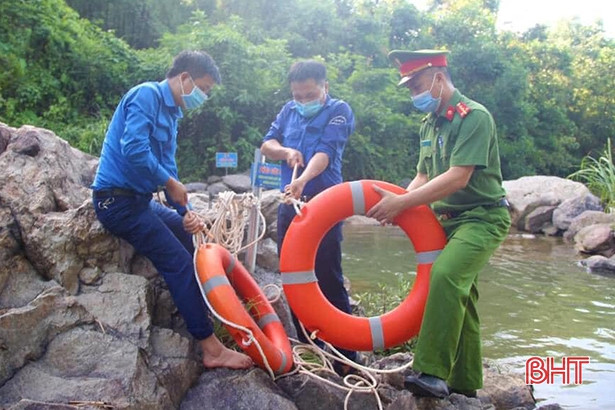 Các cấp bộ đoàn, đội Hà Tĩnh tích cực triển khai phòng chống đuối nước trẻ em