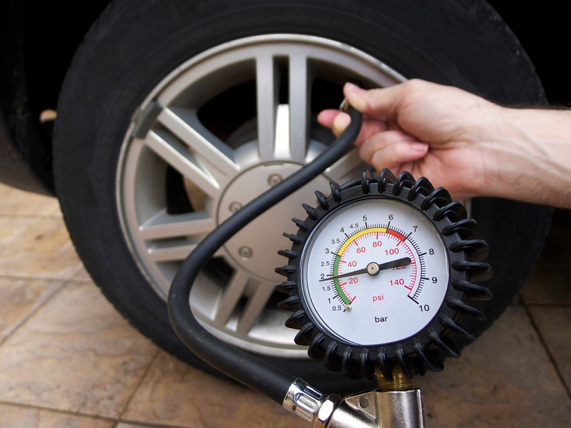 áp suất lốp Đi ô tô vào mùa nắng nóng cần lưu ý điều gì để xe bền bỉ?