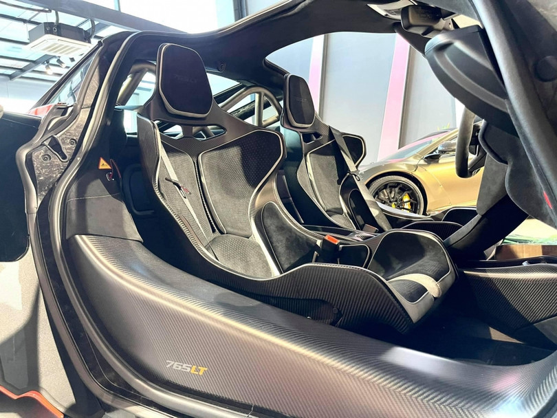 Siêu xe McLaren 765LT thứ ba cập bến Việt Nam