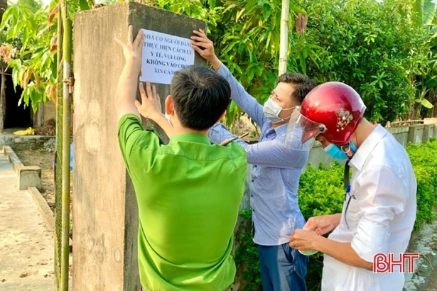 Các địa phương ở Hà Tĩnh cấp bách triển khai nhiều biện pháp phòng, chống dịch Covid-19