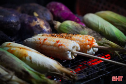 Góc phố mùa Đông thơm lừng ngô, khoai nướng