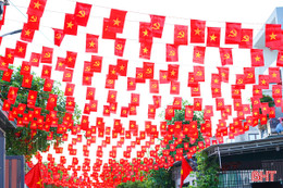 Người dân Hà Tĩnh hân hoan mừng đón Quốc khánh