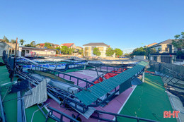 Người chơi xếp hàng đợi sân Pickleball "hồi sinh"
