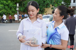 Cùng con chắp cánh ước mơ xa