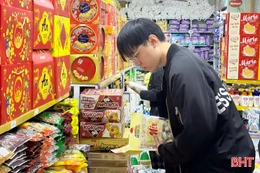 Gen Z loay hoay "ứng phó" với... Tết