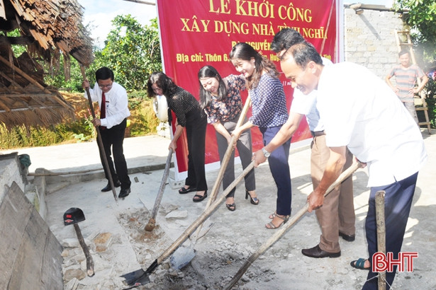 Agribank xây nhà tình nghĩa cho hộ nghèo Vũ Quang