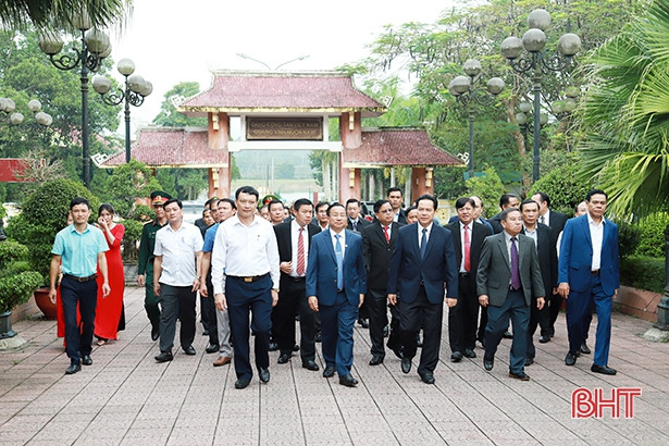 Xây dựng nông thôn mới ở Hà Tĩnh là kinh nghiệm quý để Bôlykhămxay học tập