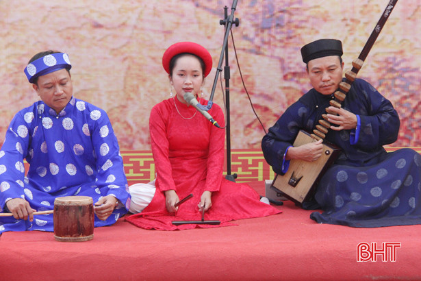 Nhiều giải thưởng được trao tại cuộc thi viết về Nguyễn Công Trứ